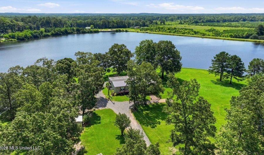423 Robinhood Trl, Brandon, MS 39042 - 3 Beds, 2 Bath