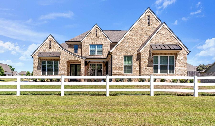 5916 MILTON WILSON Blvd, Arlington, TN 38002 - 4 Beds, 3 Bath