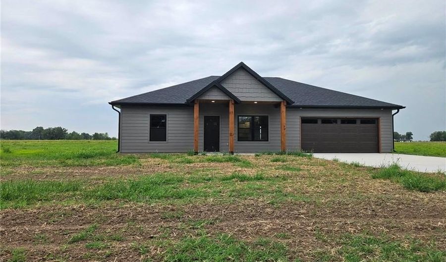 759 E 643rd Ave, Arma, KS 66712 - 3 Beds, 2 Bath