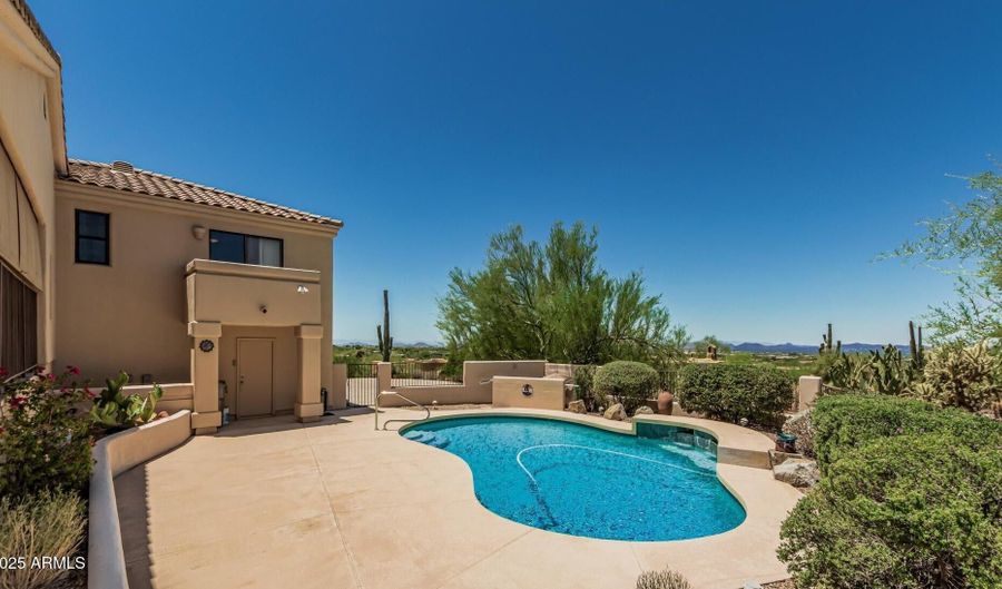 6010 E LANGUID Ln, Carefree, AZ 85377 - 3 Beds, 3 Bath