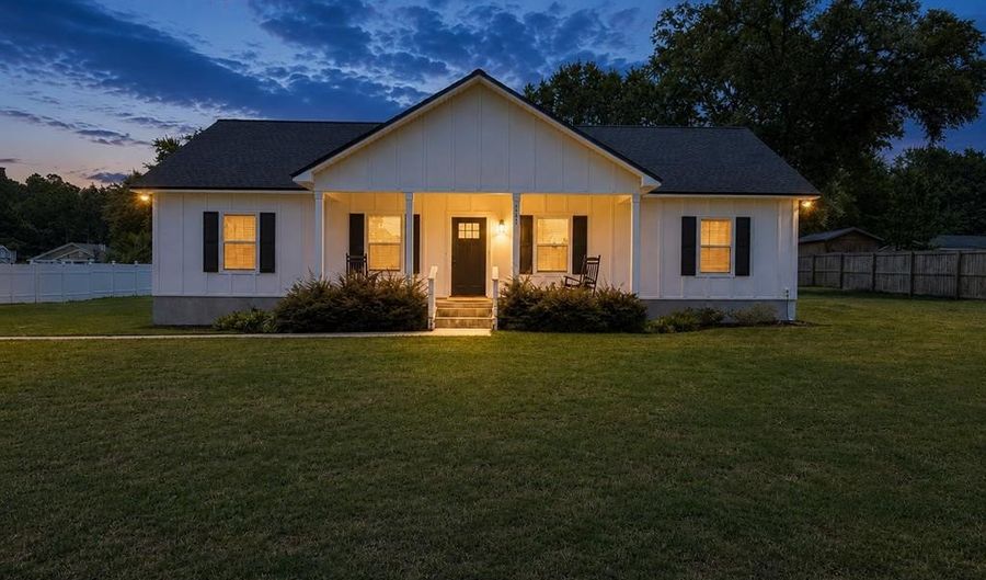 1308 Ogerita, Bainbridge, GA 39817 - 3 Beds, 2 Bath