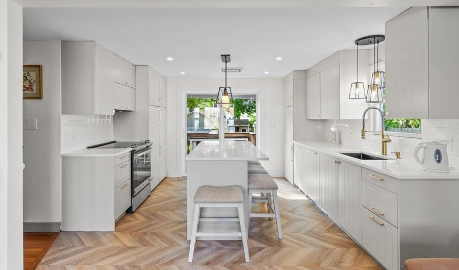 11 Hartlawn Rd, Boston, MA 02132 - 4 Beds, 2 Bath