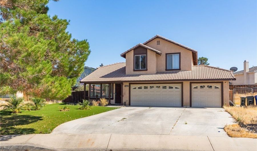11323 Star, Adelanto, CA 92301 - 4 Beds, 3 Bath
