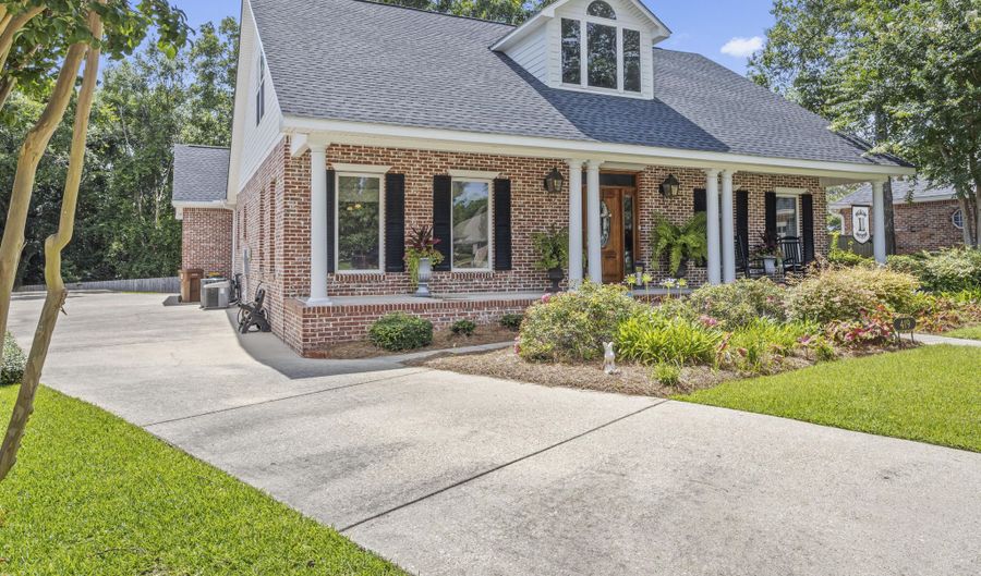 419 De Jean Cv, Biloxi, MS 39531 - 3 Beds, 3 Bath