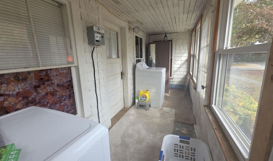 17 Marsh Rd, Belfast, ME 04915 - 2 Beds, 0 Bath