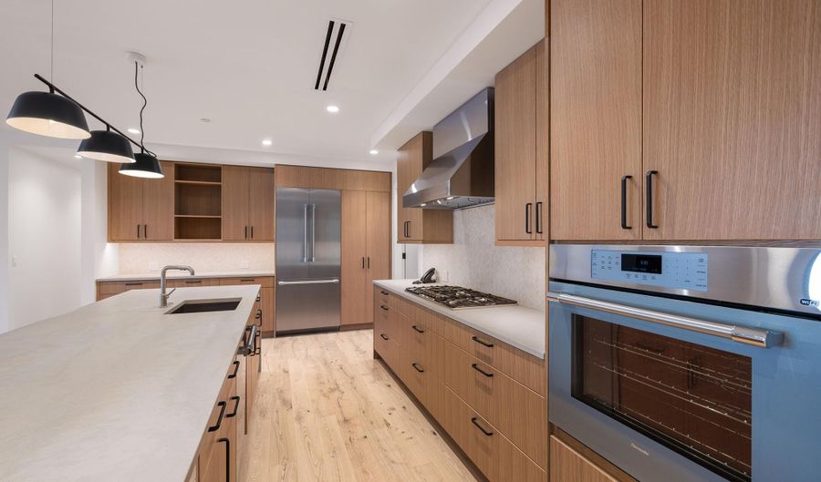 38460 HWY 6 229, Avon, CO 81620 - 4 Beds, 2 Bath