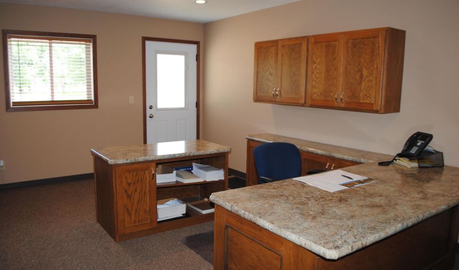 419 S Roosevelt St, Aberdeen, SD 57401 - 0 Beds, 0 Bath
