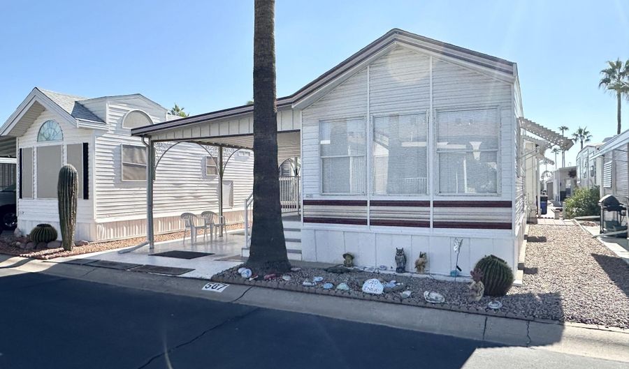 587 S JASPAR Dr 587, Apache Junction, AZ 85119 - 1 Beds, 2 Bath