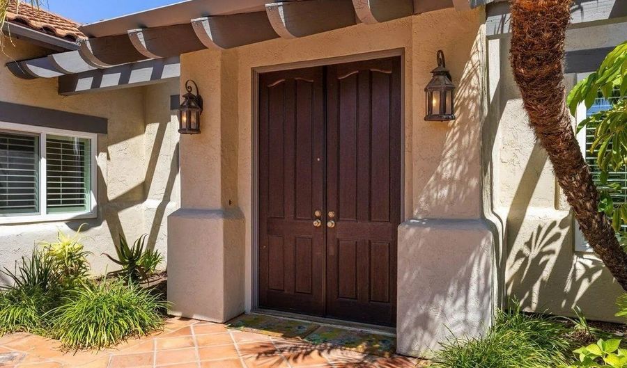 2084 Roberts Pl, Escondido, CA 92029 - 4 Beds, 3 Bath