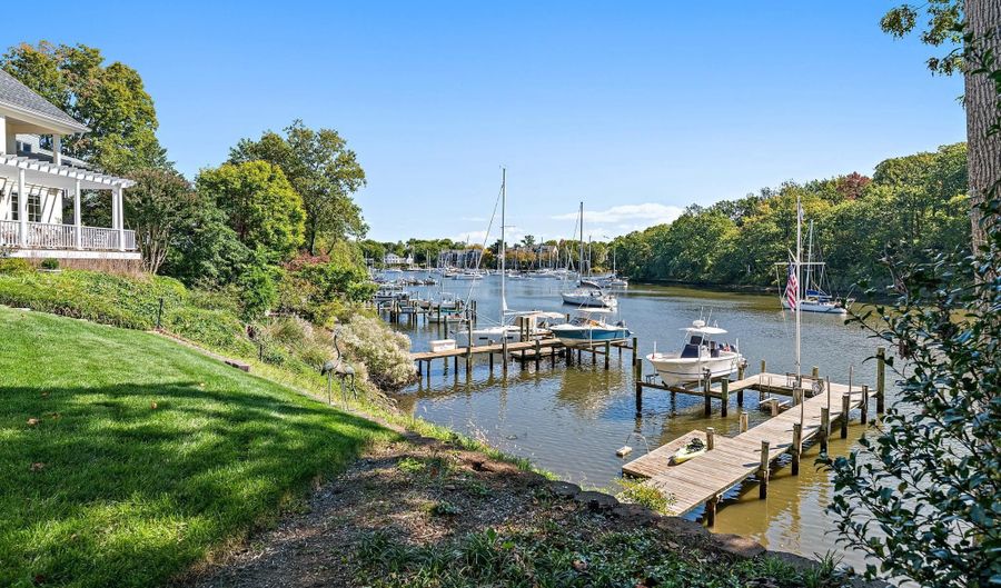 117 SPA VIEW Ave, Annapolis, MD 21401 - 5 Beds, 5 Bath