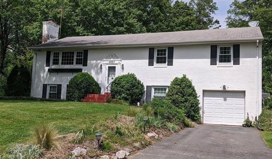 4837 RANDOLPH Dr, Annandale, VA 22003 - 4 Beds, 3 Bath