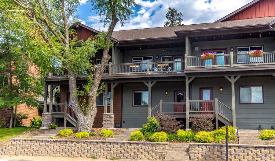 659 Commerce St, Bigfork, MT 59911 - 2 Beds, 2 Bath