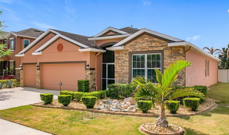 1952 WIND MEADOWS Dr, Bartow, FL 33830 - 4 Beds, 3 Bath