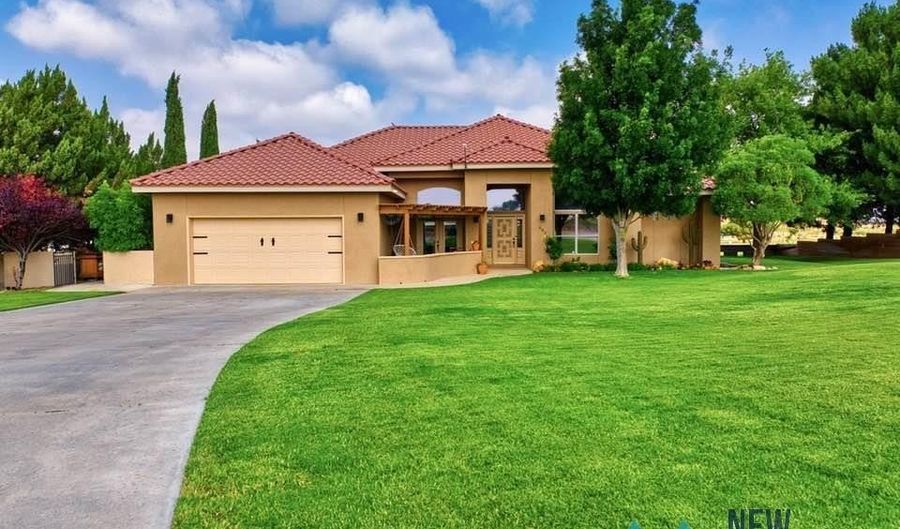 603 Oakwood Pl, Carlsbad, NM 88220 - 3 Beds, 2 Bath