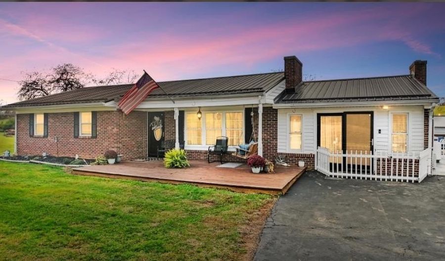 707 Gardner Rd, Barren Springs, VA 24313 - 3 Beds, 2 Bath