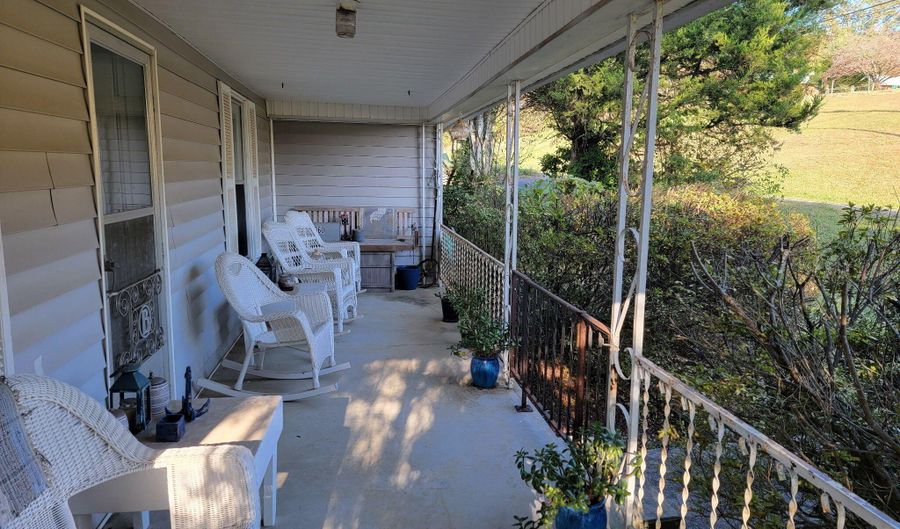 4066 Lakeshore Drive Dr, Bean Station, TN 37708 - 3 Beds, 2 Bath