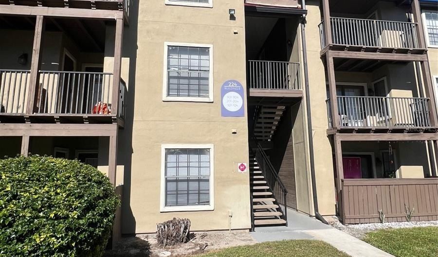 224 AFTON Sq 202, Altamonte Springs, FL 32714 - 2 Beds, 2 Bath