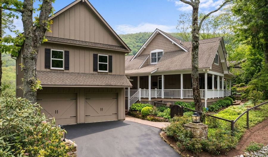 592 Whiteside Mountain Rd, Highlands, NC 28741 - 5 Beds, 5 Bath