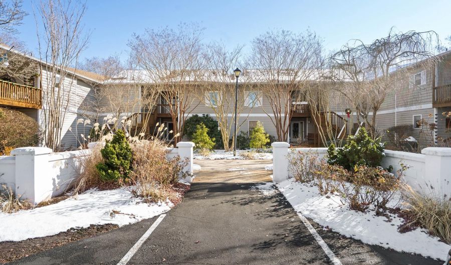 18530 DRAYTON HALL Rd 4, Lewes, DE 19958 - 3 Beds, 2 Bath