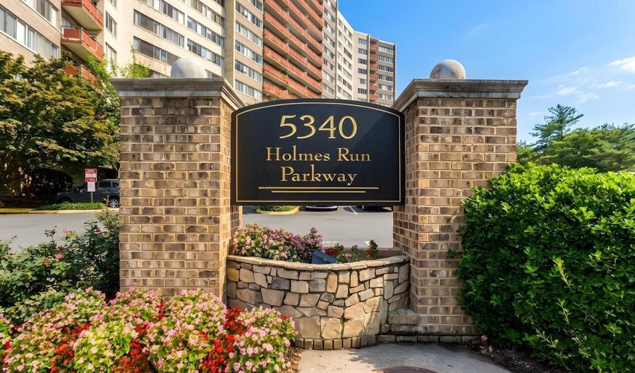 5340 HOLMES RUN Pkwy 516, Alexandria, VA 22304 - 1 Beds, 1 Bath