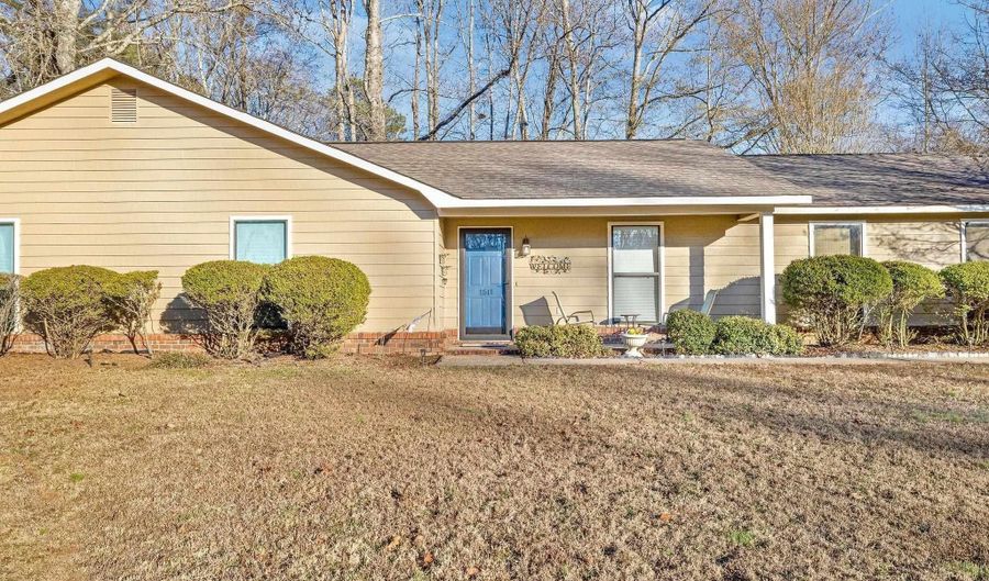 1511 Jason St, Albertville, AL 35950 - 4 Beds, 3 Bath