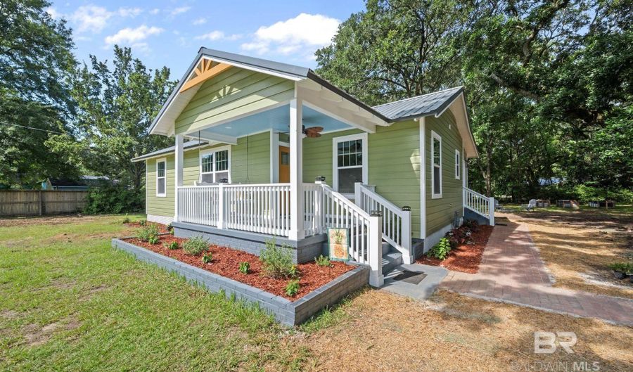 407 Armstrong Ave, Bay Minette, AL 36507 - 3 Beds, 2 Bath