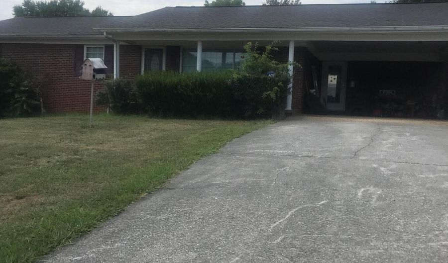 310 Hickory Street St, Bean Station, TN 37708 - 3 Beds, 2 Bath
