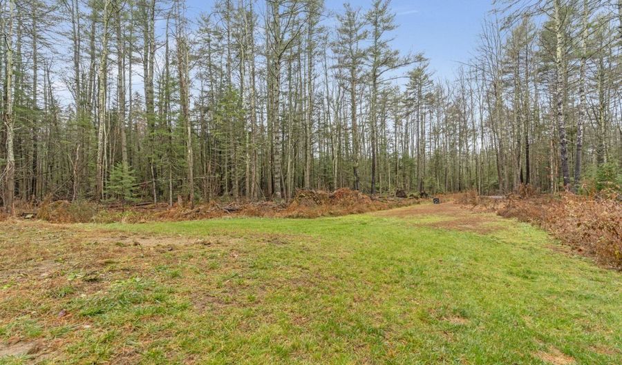 603 Limerick Rd, Arundel, ME 04046 - 3 Beds, 3 Bath