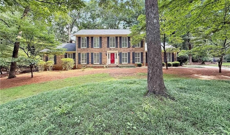 180 Broomsedge Trl, Athens, GA 30605 - 4 Beds, 4 Bath