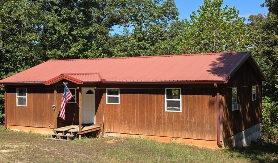 951 E County Road 206, Alton, MO 65606 - 2 Beds, 3 Bath