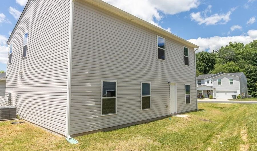 2506 Whirlwind Ln, Asheboro, NC 27203 - 5 Beds, 3 Bath