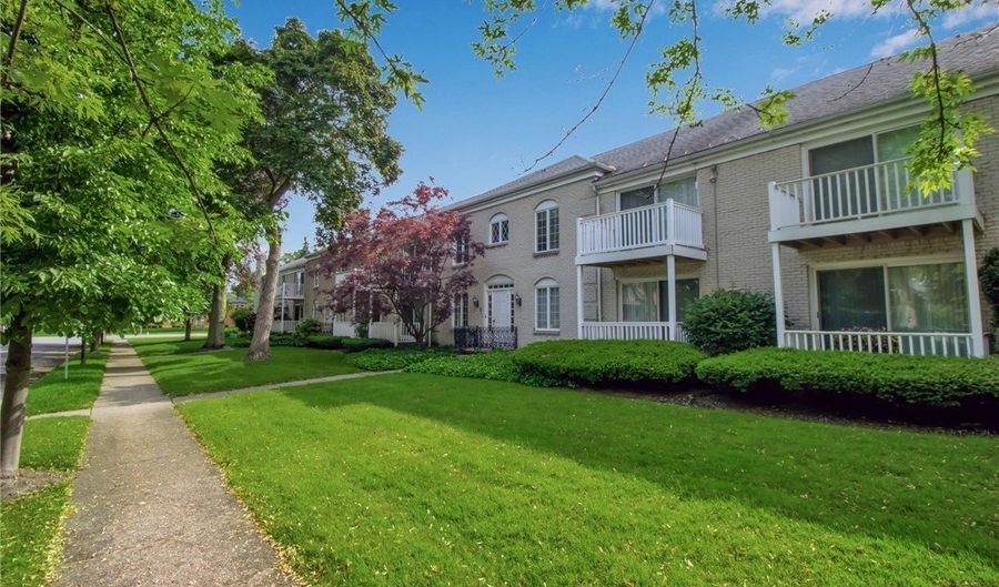 4415 Main St 9, Amherst, NY 14226 - 2 Beds, 2 Bath