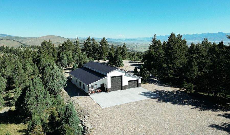 700 Stonegate Dr, Afton, WY 83110 - 2 Beds, 1 Bath