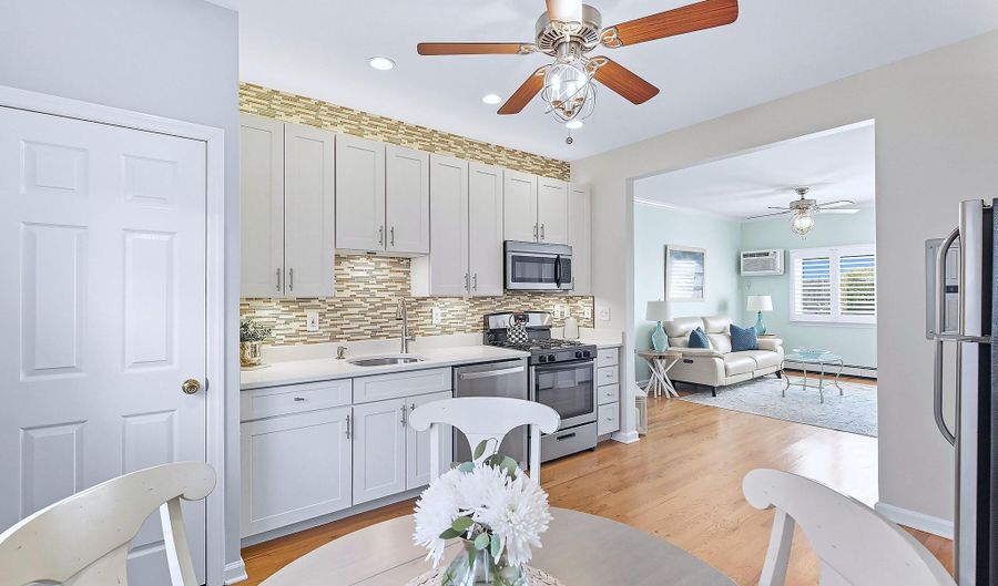 501 Main St 36, Avon By The Sea, NJ 07717 - 2 Beds, 1 Bath