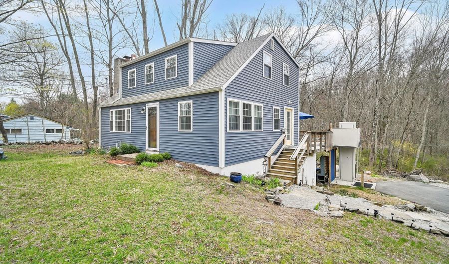 378 Route 87, Columbia, CT 06237 - 3 Beds, 2 Bath