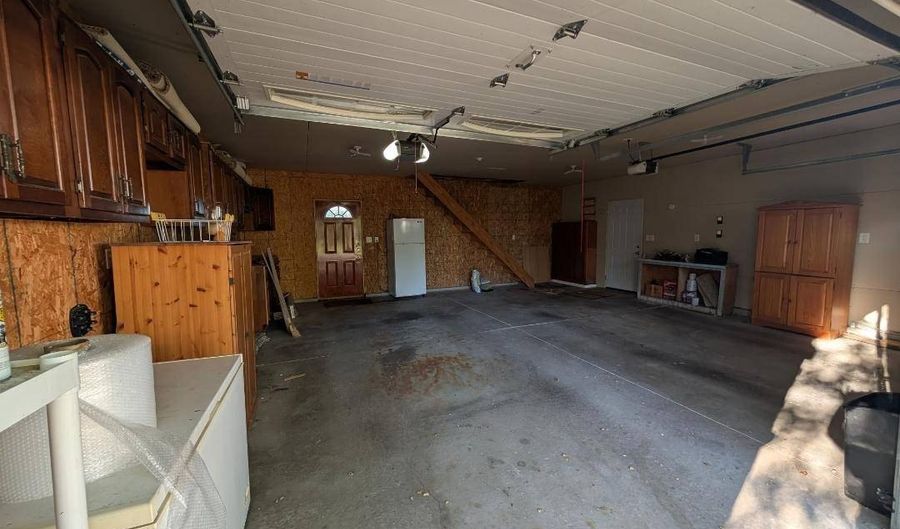 205 S Second St, Anna, OH 45302 - 4 Beds, 2 Bath