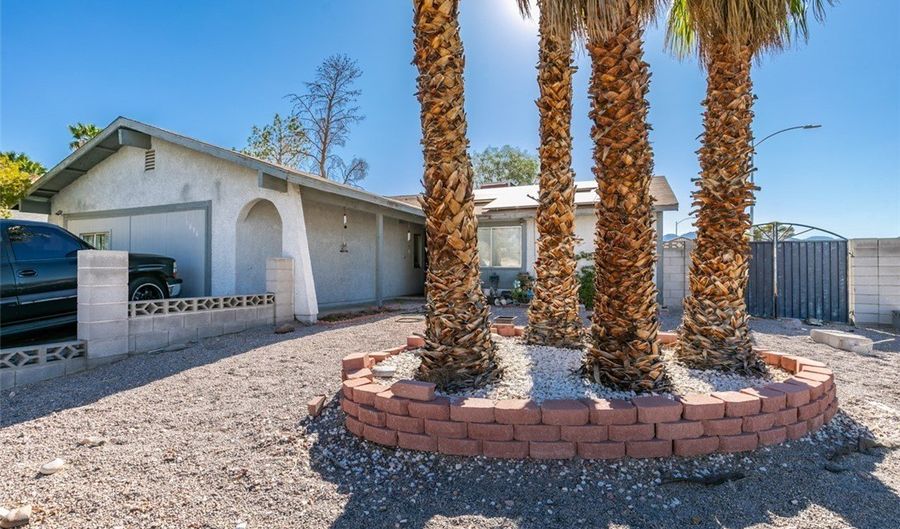 1816 N Torrey Pines Dr, Las Vegas, NV 89108 - 4 Beds, 2 Bath