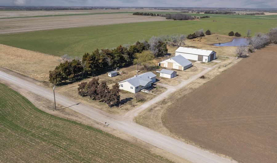 4392 302nd Rd, Arkansas City, KS 67005 - 3 Beds, 1 Bath