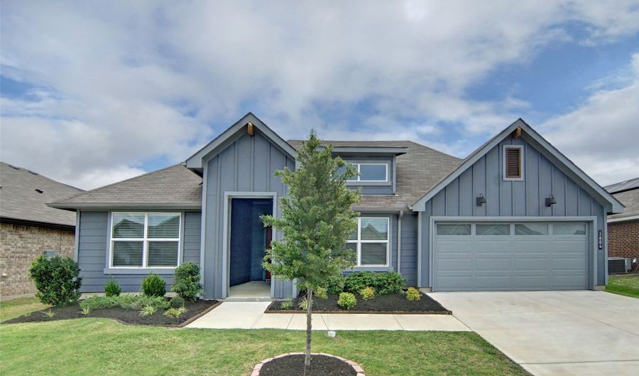 1604 Forest Park Dr, Alvarado, TX 76009 - 4 Beds, 2 Bath
