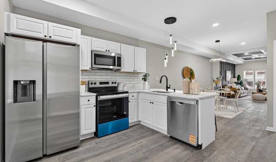 1626 N SMALLWOOD St, Baltimore, MD 21216 - 5 Beds, 3 Bath