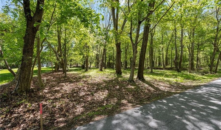 N Main Road, Jamestown, RI 02835 - 0 Beds, 0 Bath