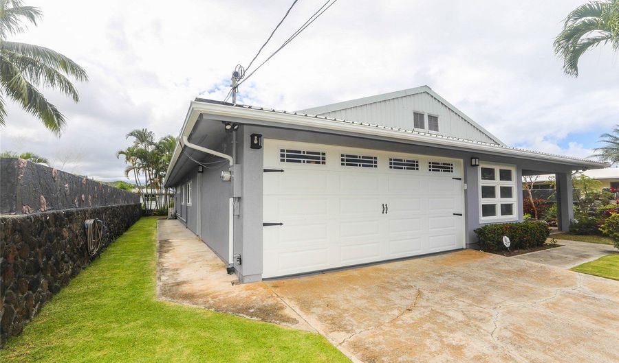 962 Alahaki St, Kailua, HI 96734 - 4 Beds, 2 Bath