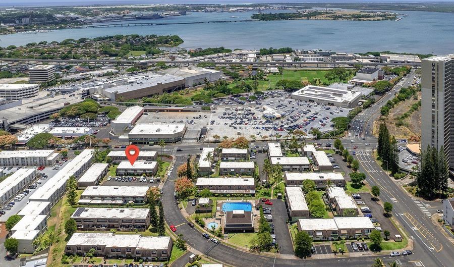 98-265 Ualo St S2, Aiea, HI 96701 - 4 Beds, 3 Bath