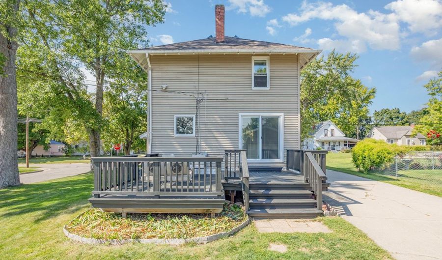 704 Republic Ave, Alma, MI 48801 - 3 Beds, 2 Bath