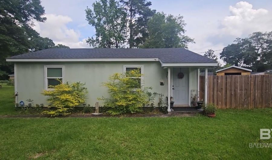 501 W Magnolia St, Bay Minette, AL 36507 - 2 Beds, 2 Bath