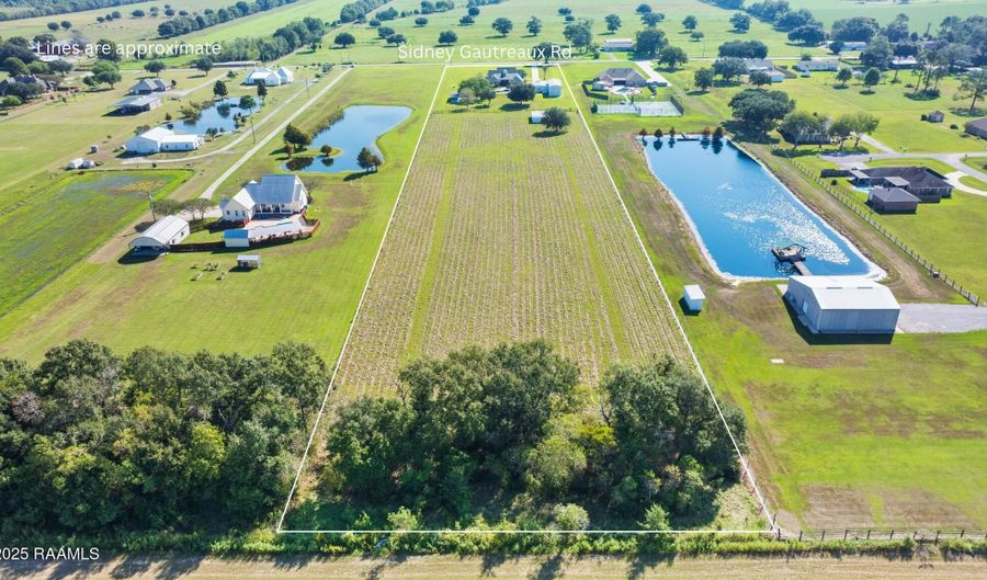 8326 Sidney Gautreaux Rd, Abbeville, LA 70510 - 4 Beds, 3 Bath