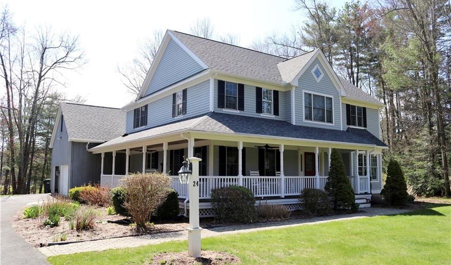 24 Meetinghouse Rd, Granby, CT 06035 - 4 Beds, 3 Bath