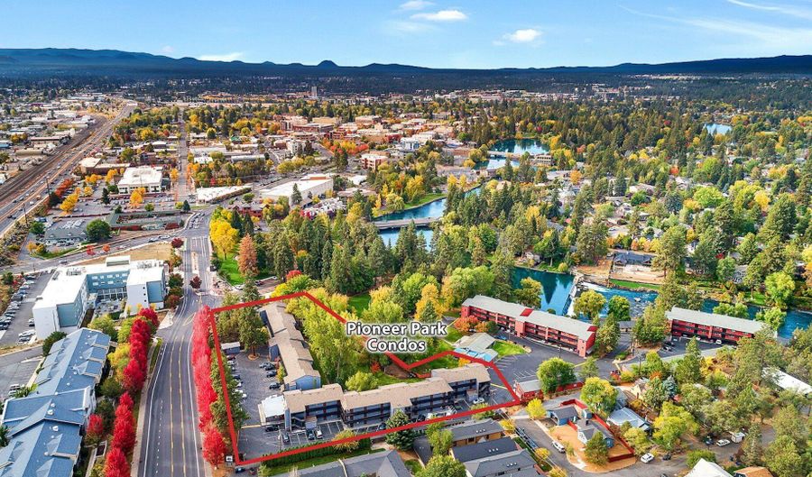 1565 NW Wall St 154/155, Bend, OR 97703 - 1 Beds, 2 Bath
