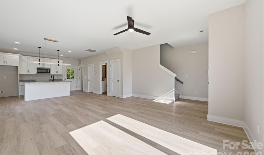 1433 Hilltop St, Albemarle, NC 28001 - 3 Beds, 3 Bath