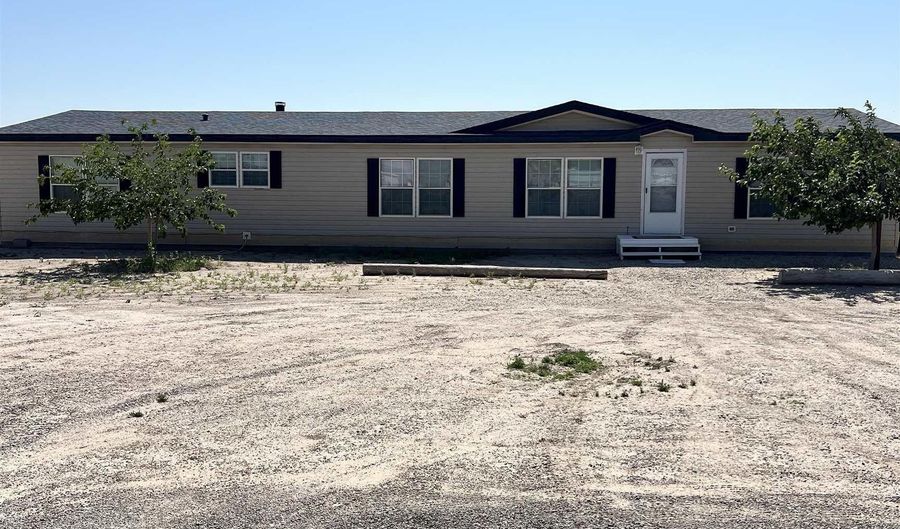 4 Canary Ct, Artesia, NM 88210 - 4 Beds, 2 Bath